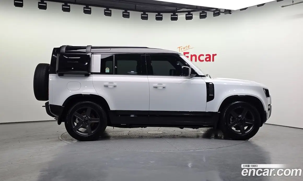 Land Rover Defender 2026 2.0 автомат (гидро), фото 5