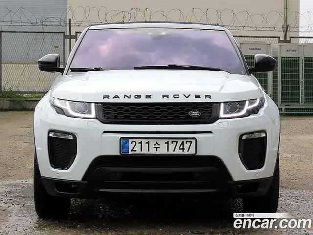 Land Rover Range Rover Evoque 2018 2.0 автомат (гидро), миниатюра 1