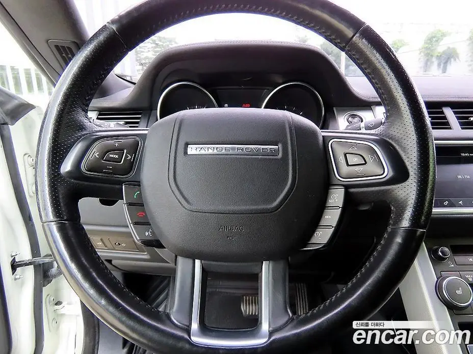 Land Rover Range Rover Evoque 2018 2.0 автомат (гидро), фото 13