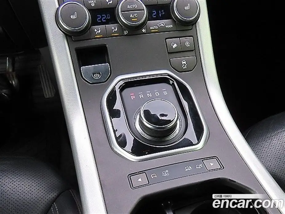 Land Rover Range Rover Evoque 2018 2.0 автомат (гидро), фото 15
