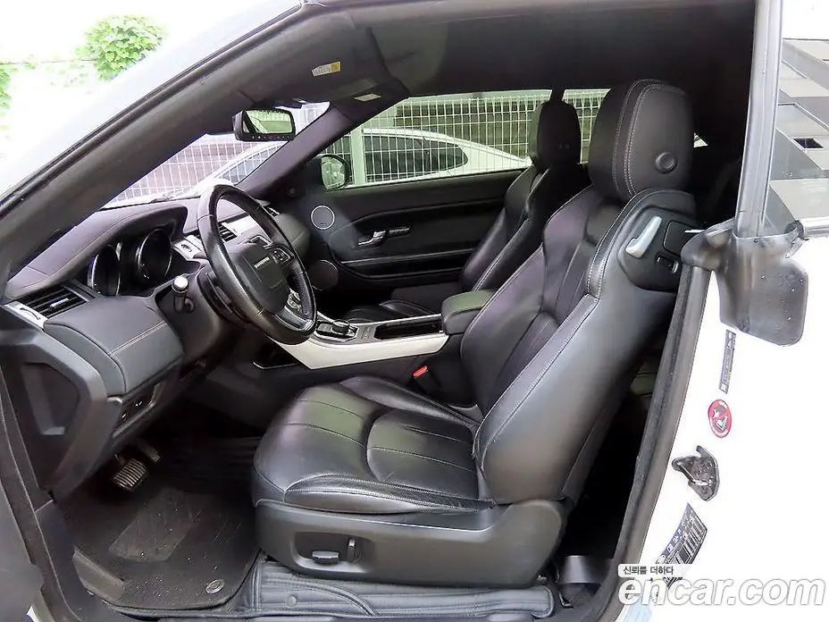 Land Rover Range Rover Evoque 2018 2.0 автомат (гидро), фото 9