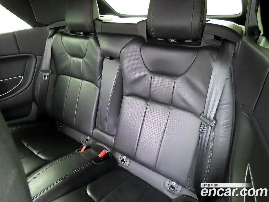 Land Rover Range Rover Evoque 2018 2.0 автомат (гидро), фото 10