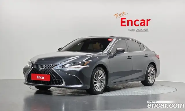 Lexus ES, 2024, 61 682 км