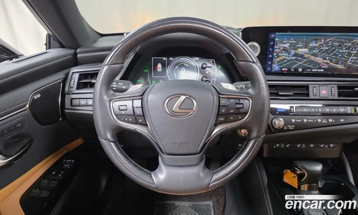 Lexus ES 2024 2.5 автомат (гидро), фото 20