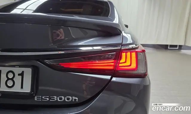 Lexus ES 2024 2.5 автомат (гидро), миниатюра 9