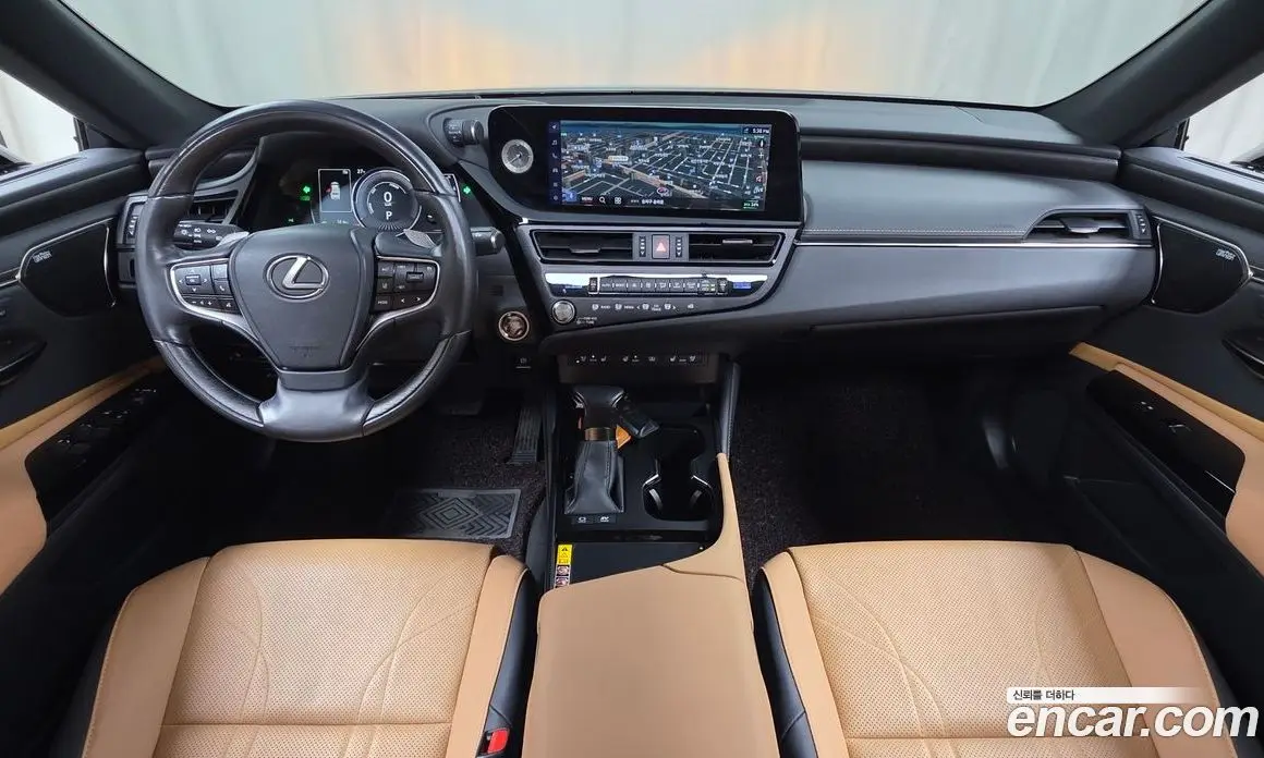 Lexus ES 2024 2.5 автомат (гидро), фото 10