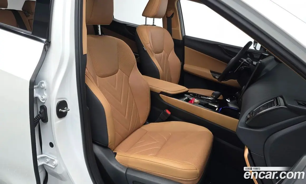 Lexus NX 2025 2.5 автомат (гидро), фото 15