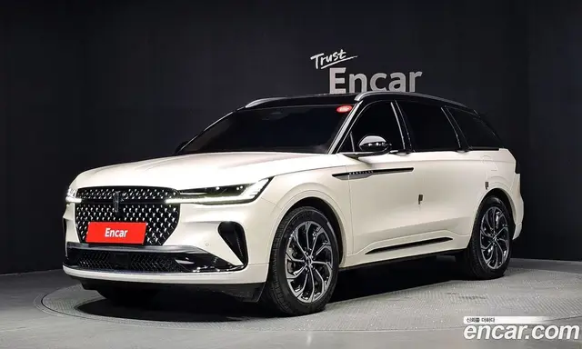 Lincoln Nautilus, 2025, 20 602 км