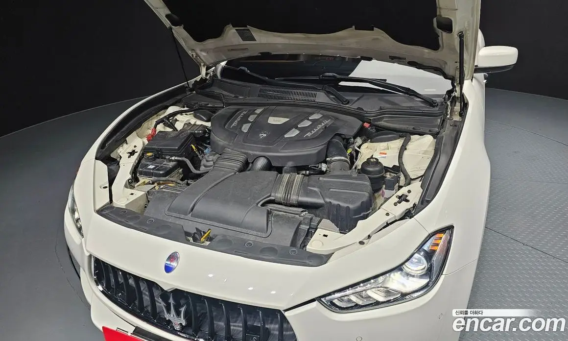 Maserati Ghibli 2016 3.0 автомат (гидро), фото 5