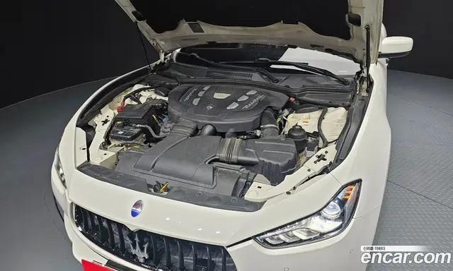Maserati Ghibli 2016 3.0 автомат (гидро), миниатюра 5