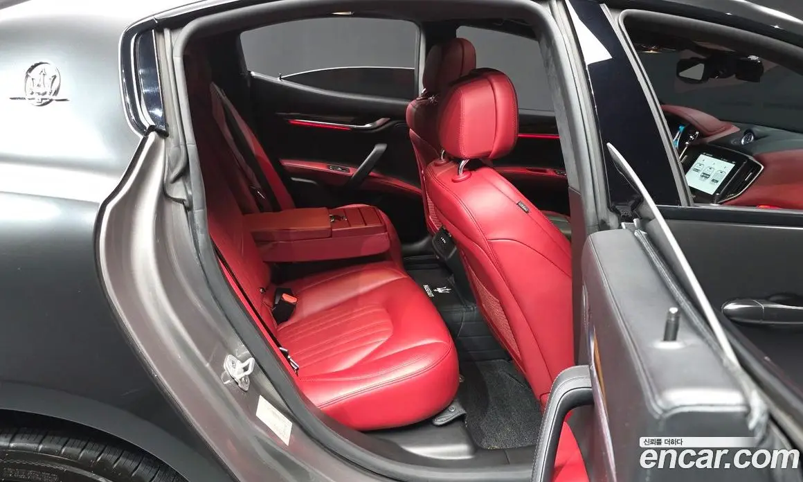 Maserati Ghibli 2017 3.0 автомат (гидро), фото 12