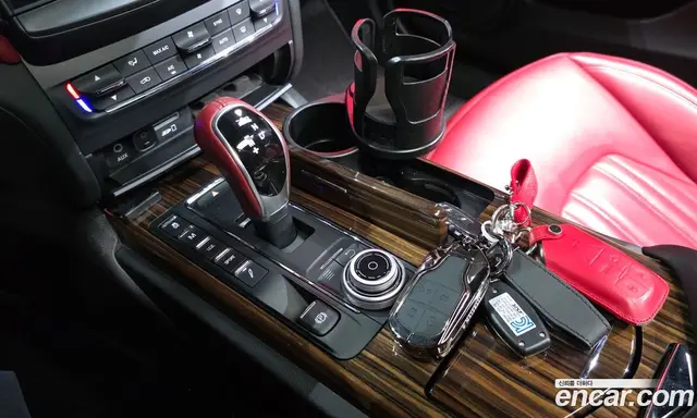 Maserati Ghibli 2017 3.0 автомат (гидро), миниатюра 9