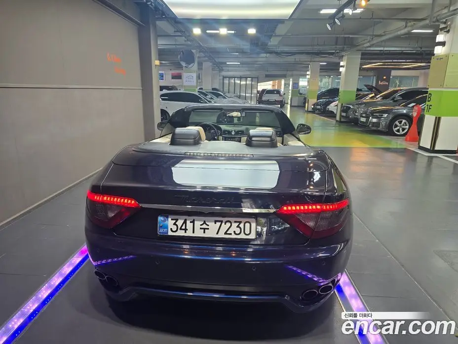 Maserati Gran Cabrio 2010 4.7 автомат (гидро), фото 17