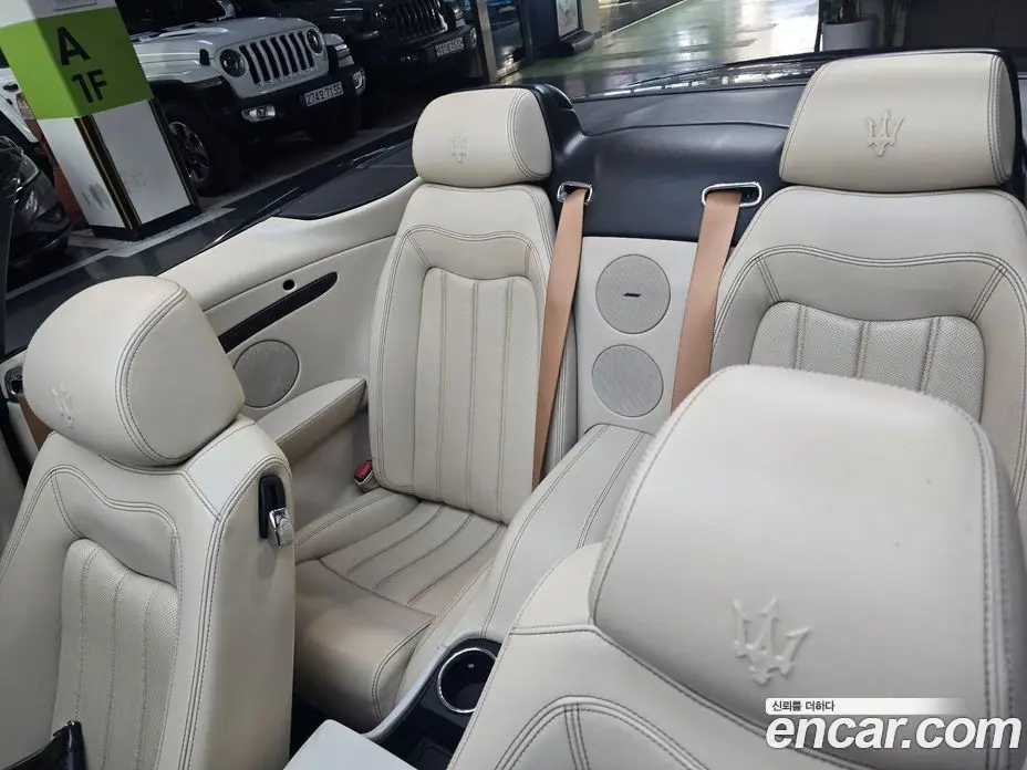 Maserati Gran Cabrio 2010 4.7 автомат (гидро), фото 20