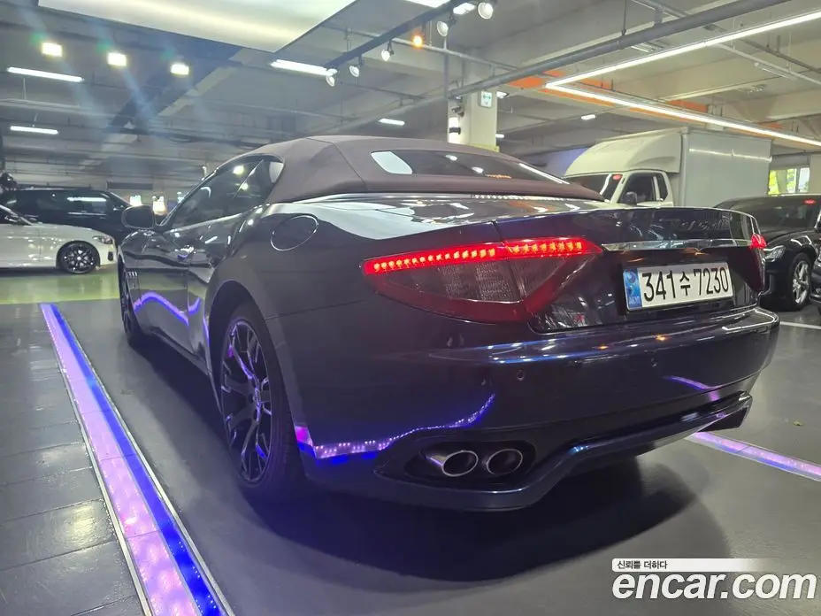 Maserati Gran Cabrio 2010 4.7 автомат (гидро), фото 6