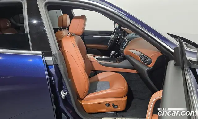 Maserati Levante 2019 3.0 автомат (гидро), миниатюра 12
