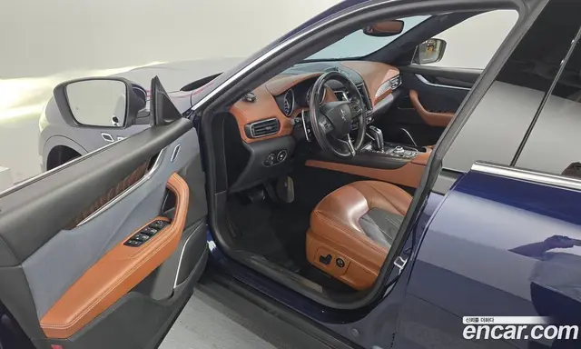 Maserati Levante 2019 3.0 автомат (гидро), миниатюра 10