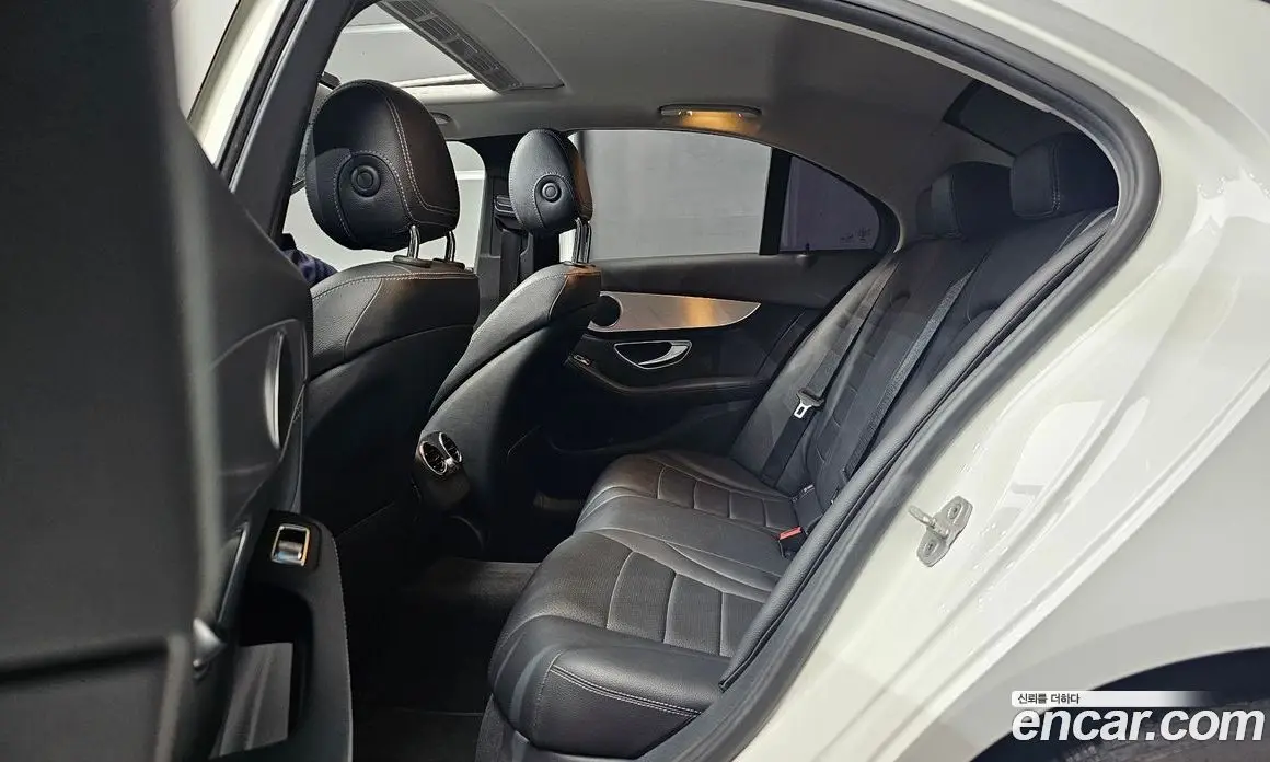 Mercedes-Benz C-Class 2015 2.0 автомат (гидро), фото 12