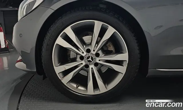 Mercedes-Benz C-Class 2018 2.1 автомат (гидро), миниатюра 4