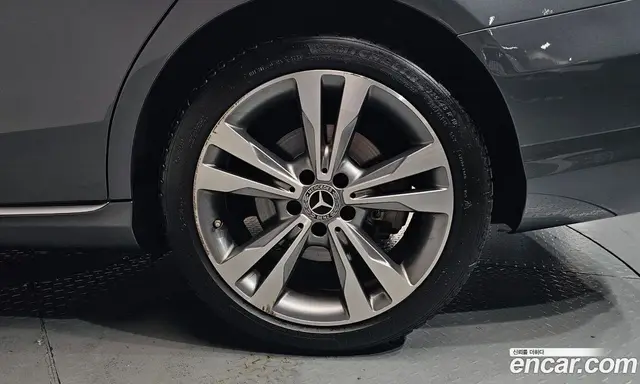 Mercedes-Benz C-Class 2018 2.1 автомат (гидро), миниатюра 6