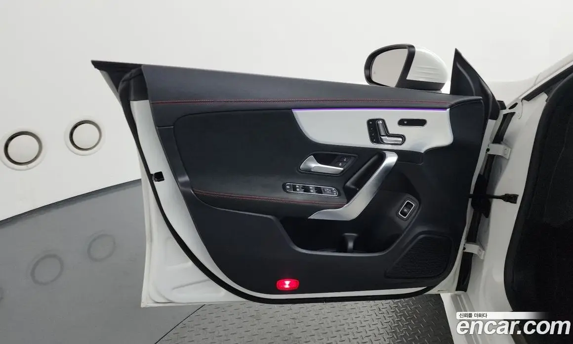 Mercedes-Benz CLA-Class 2023 2.0 автомат (гидро), фото 14