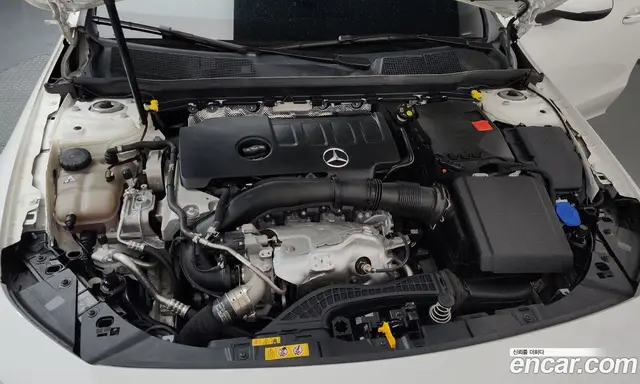 Mercedes-Benz CLA-Class 2023 2.0 автомат (гидро), миниатюра 6