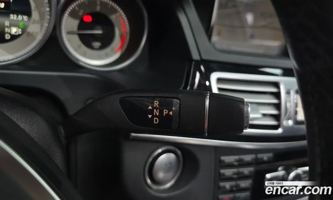 Mercedes-Benz E-Class 2014 2.1 автомат (гидро), фото 11