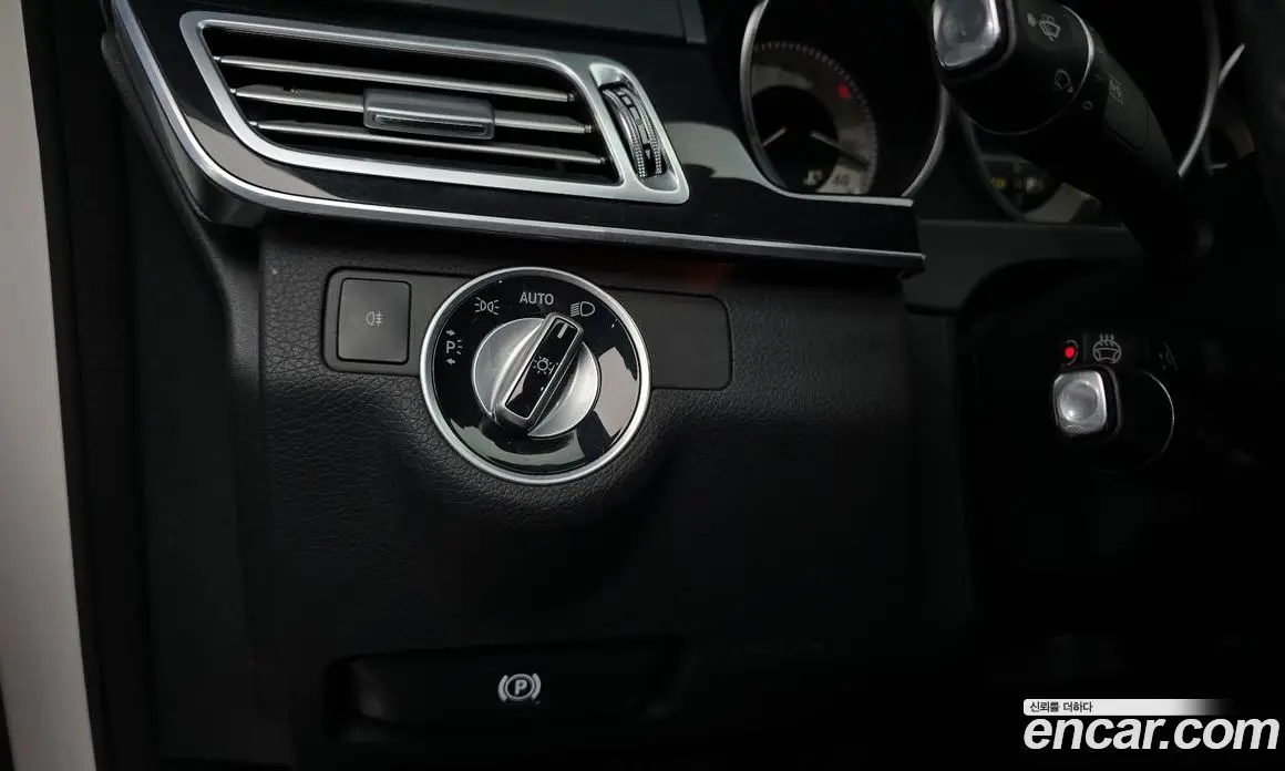 Mercedes-Benz E-Class 2014 2.1 автомат (гидро), фото 26