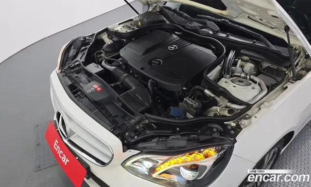 Mercedes-Benz E-Class 2014 2.1 автомат (гидро), миниатюра 5