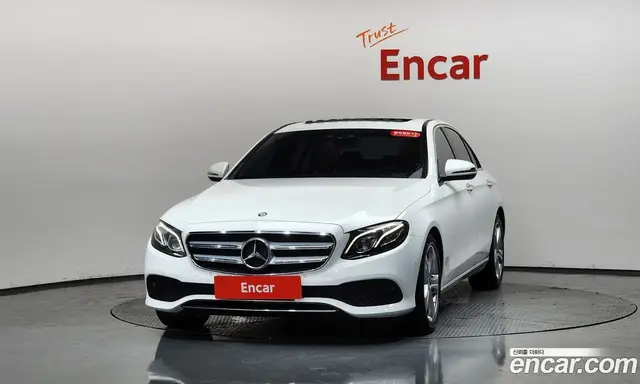 Mercedes-Benz E-Class 2017 1.9 автомат (гидро), миниатюра 2