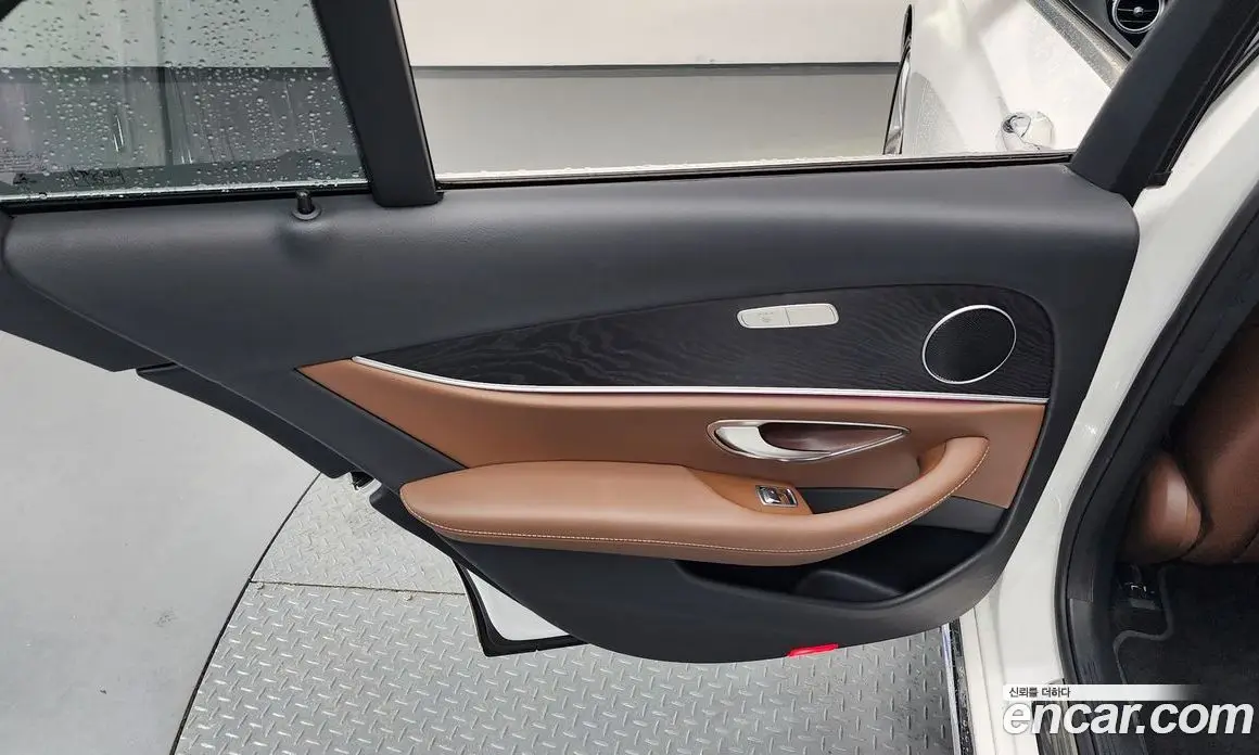 Mercedes-Benz E-Class 2017 1.9 автомат (гидро), фото 14