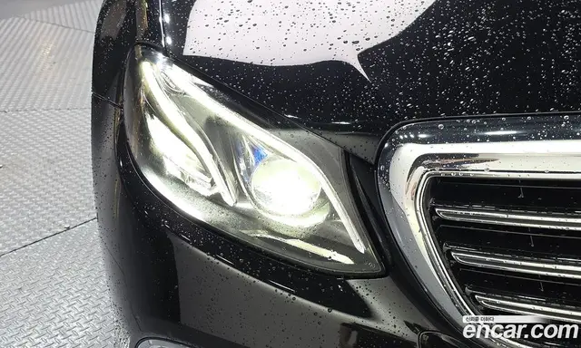 Mercedes-Benz E-Class 2018 2.0 автомат (гидро), миниатюра 8