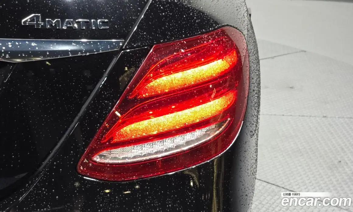 Mercedes-Benz E-Class 2018 2.0 автомат (гидро), фото 9