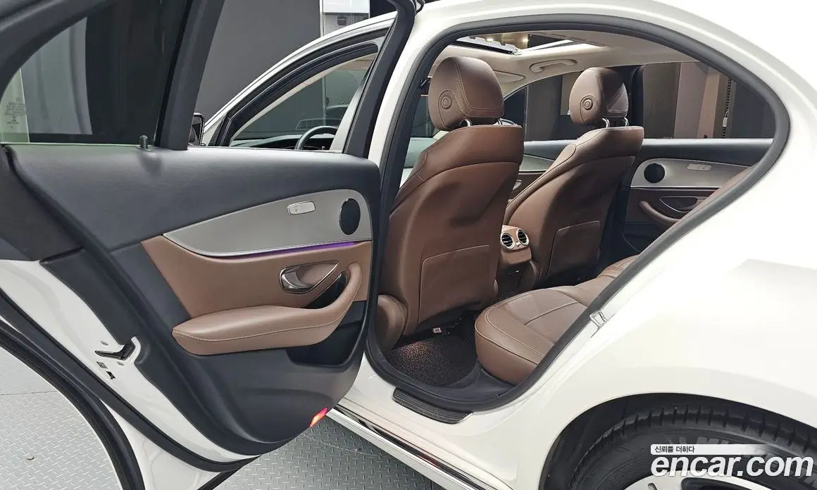 Mercedes-Benz E-Class 2019 2.0 автомат (гидро), фото 18