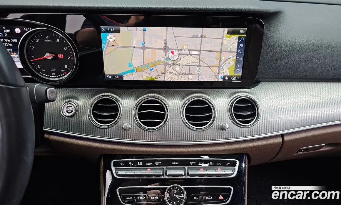 Mercedes-Benz E-Class 2019 2.0 автомат (гидро), фото 20