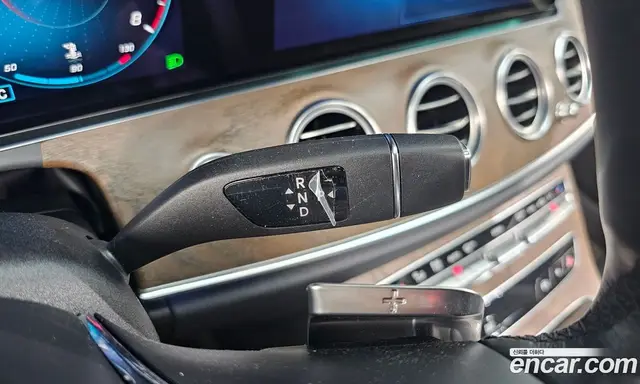Mercedes-Benz E-Class 2020 2.0 автомат (гидро), миниатюра 11