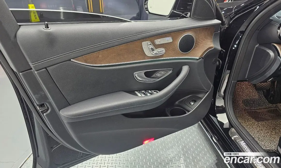 Mercedes-Benz E-Class 2020 2.0 автомат (гидро), фото 13