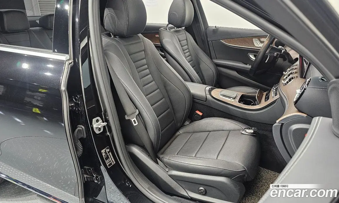 Mercedes-Benz E-Class 2020 2.0 автомат (гидро), фото 17