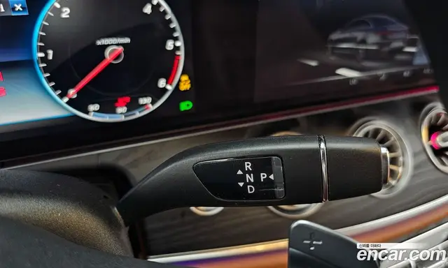 Mercedes-Benz E-Class 2020 1.9 автомат (гидро), миниатюра 11