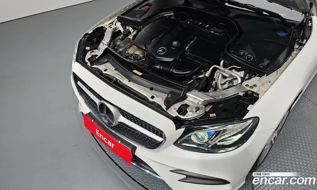 Mercedes-Benz E-Class 2020 1.9 автомат (гидро), миниатюра 5