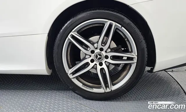 Mercedes-Benz E-Class 2020 1.9 автомат (гидро), миниатюра 6