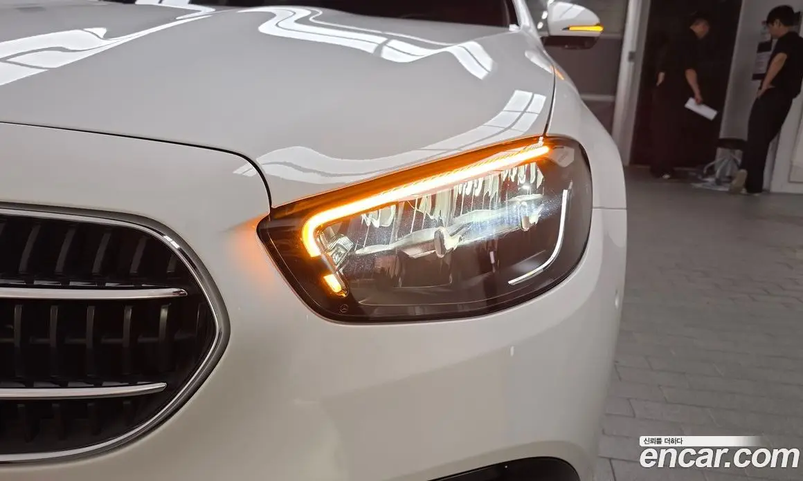 Mercedes-Benz E-Class 2022 2.0 автомат (гидро), фото 7