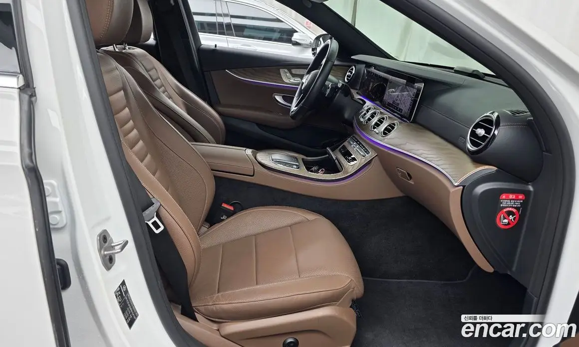 Mercedes-Benz E-Class 2023 2.0 автомат (гидро), фото 16