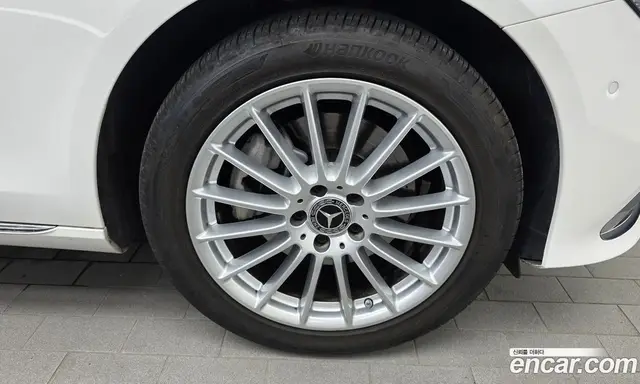 Mercedes-Benz E-Class 2023 2.0 автомат (гидро), миниатюра 7
