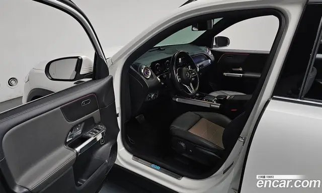 Mercedes-Benz EQB 2022 0.2 автомат (гидро), миниатюра 12