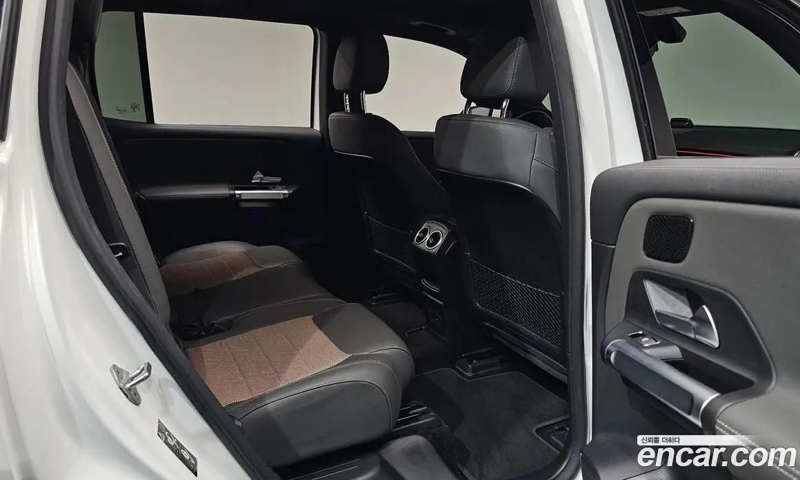 Mercedes-Benz EQB 2022 0.2 автомат (гидро), фото 16