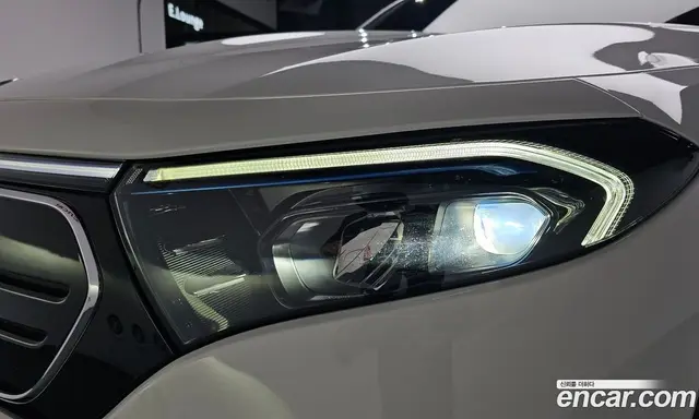 Mercedes-Benz EQB 2022 0.2 автомат (гидро), миниатюра 7