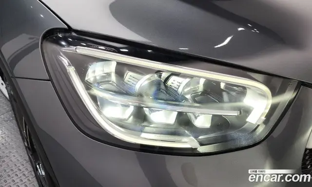 Mercedes-Benz GLC-Class 2021 2.0 автомат (гидро), миниатюра 8