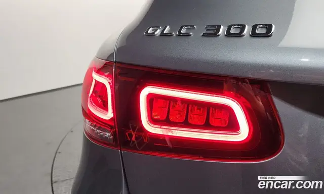 Mercedes-Benz GLC-Class 2021 2.0 автомат (гидро), миниатюра 9