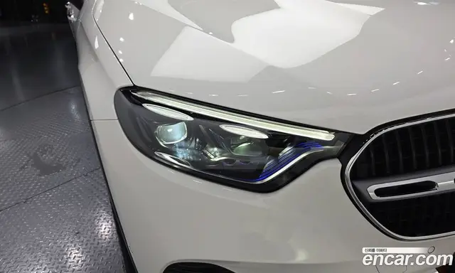 Mercedes-Benz GLC-Class 2025 2.0 автомат (гидро), миниатюра 8